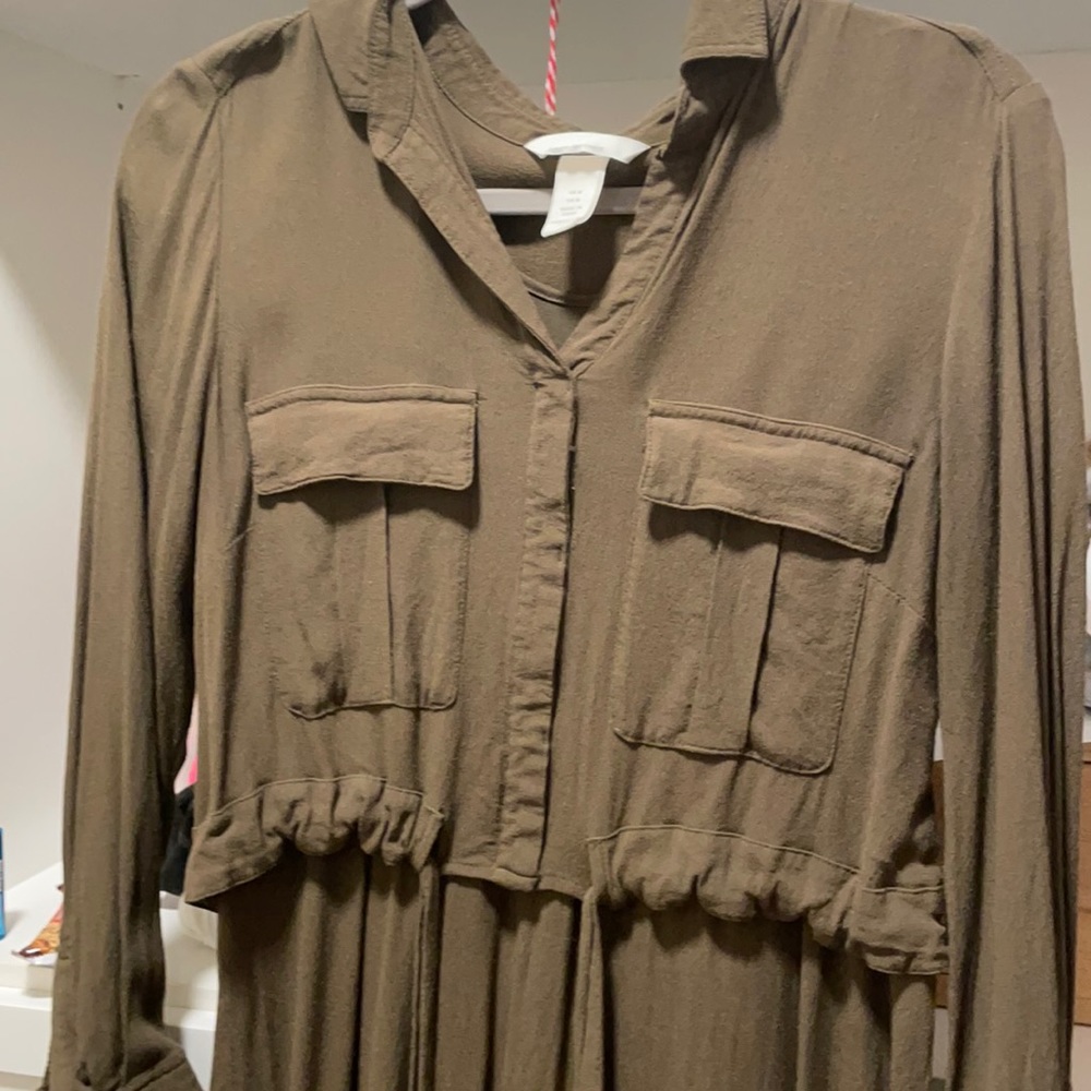 H&M nursing maternity dress